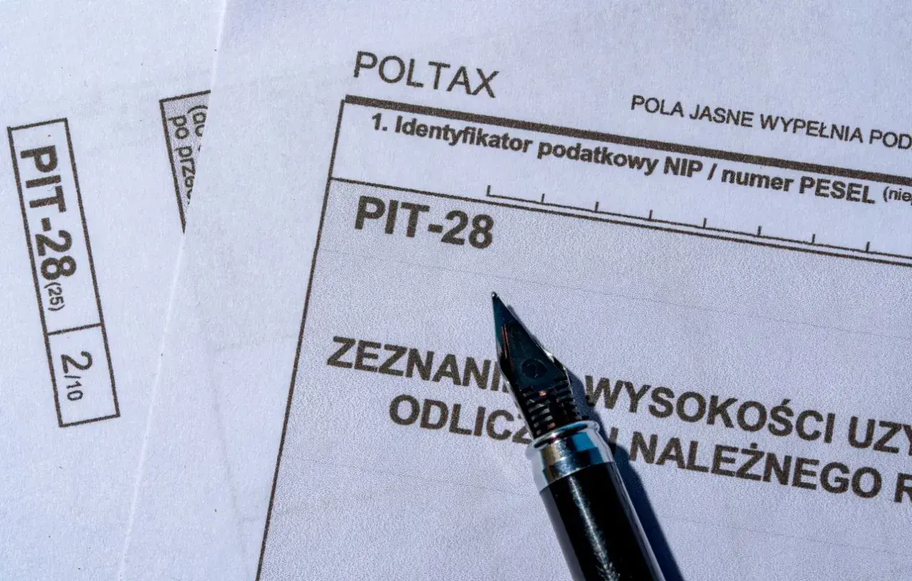 Najem mieszkania 2026: Jaki PIT-28? Stawki, terminy, porady